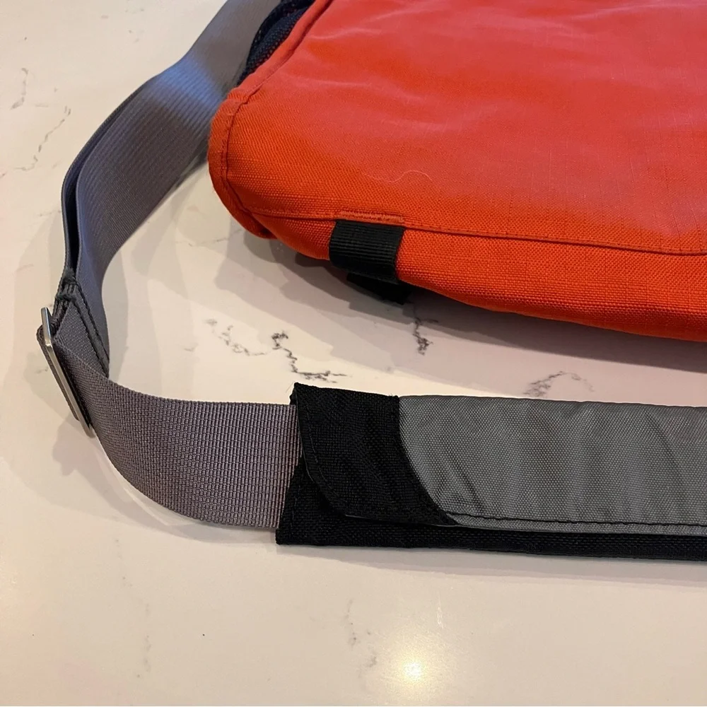 Lands' End Orange Messenger Laptop Briefcase Bag - Picture 9 of 16